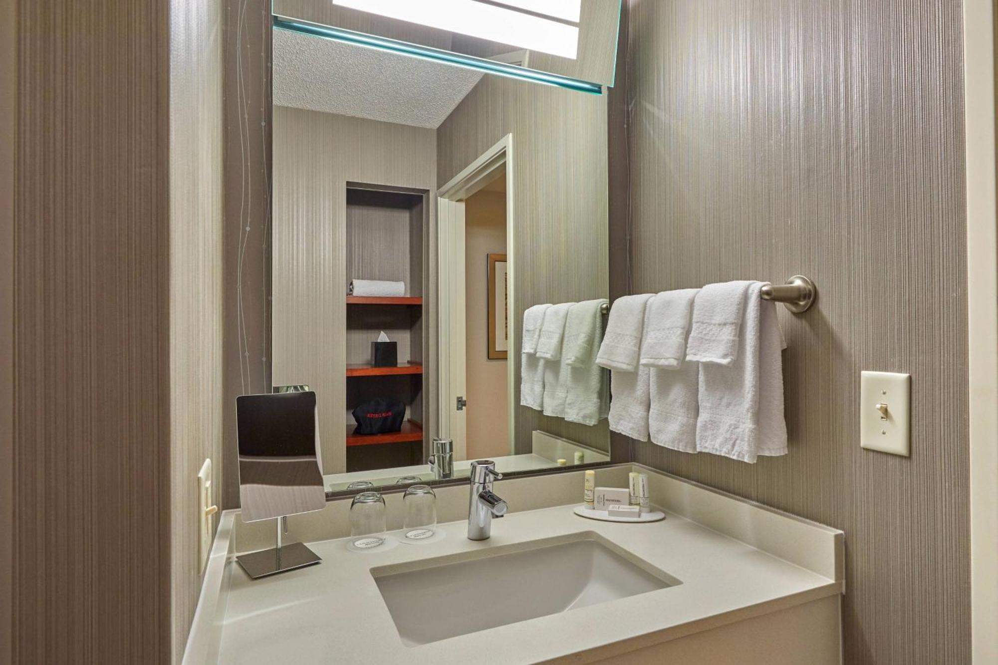 Hotel Courtyard By Marriott Eugene Springfield Extérieur photo