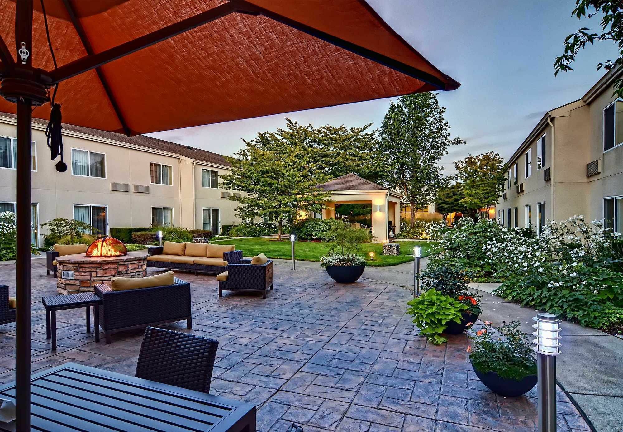 Hotel Courtyard By Marriott Eugene Springfield Extérieur photo