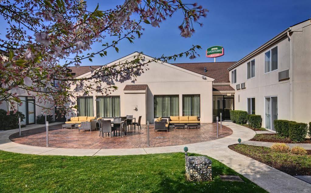 Hotel Courtyard By Marriott Eugene Springfield Extérieur photo